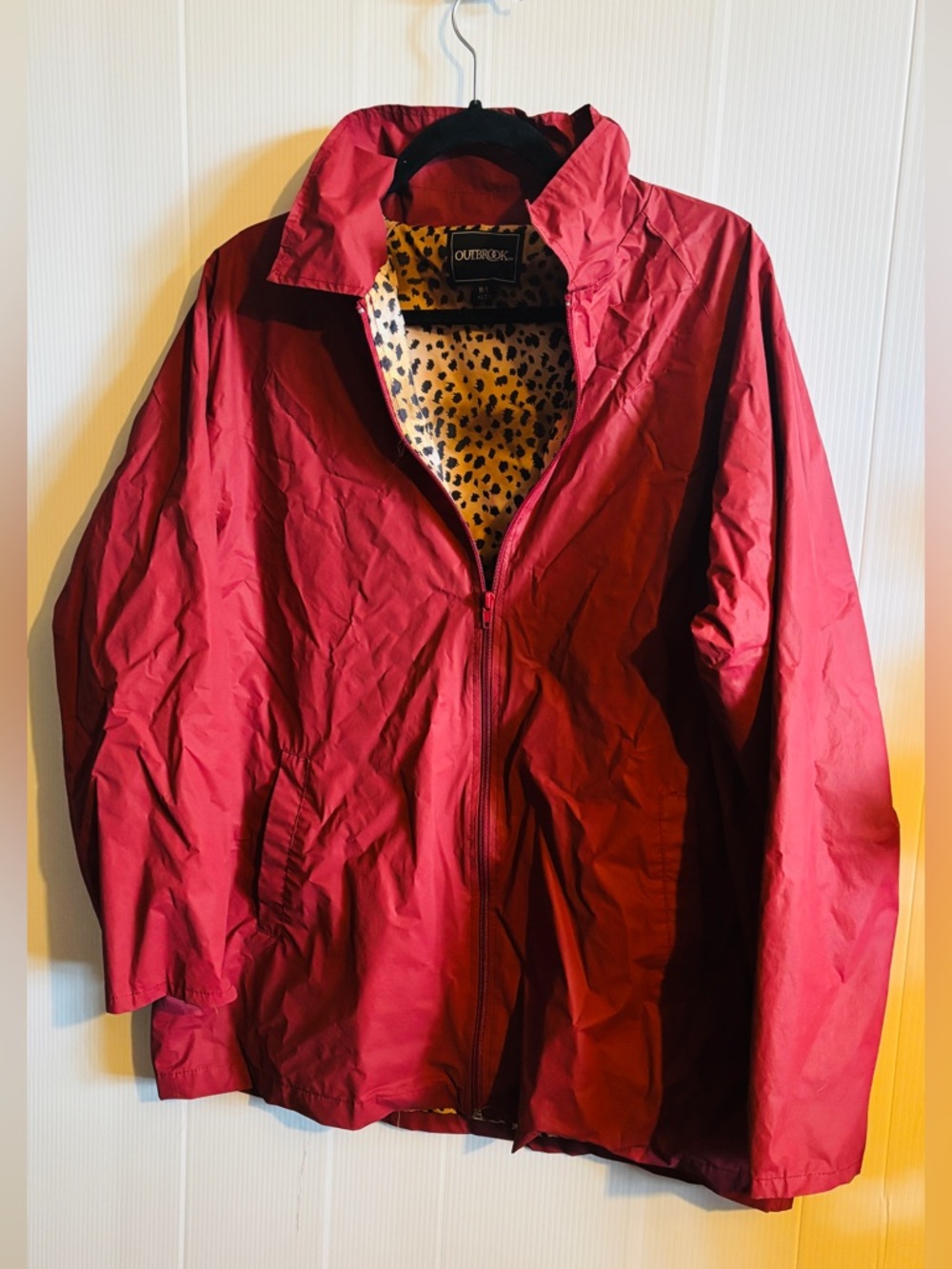 Outbrook Red Lightweight Women's Jacket size Large